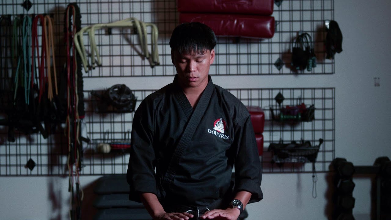 DOUVRIS - CINEMATIC KARATE SHORT