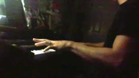 Kenneth Kuder Piano Playing Free Hand