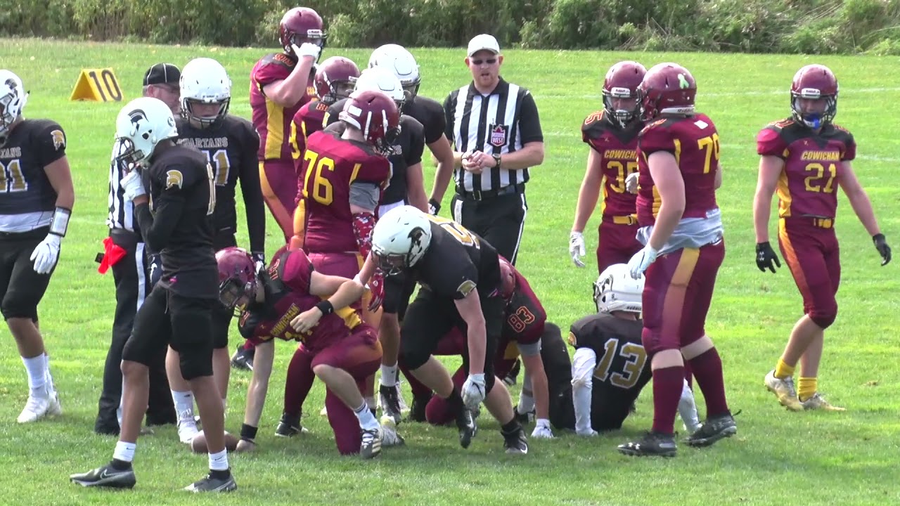 Cowichan Bulldogs vs Victoria Spartans Midget Football at Copley Park Sept 12 2021