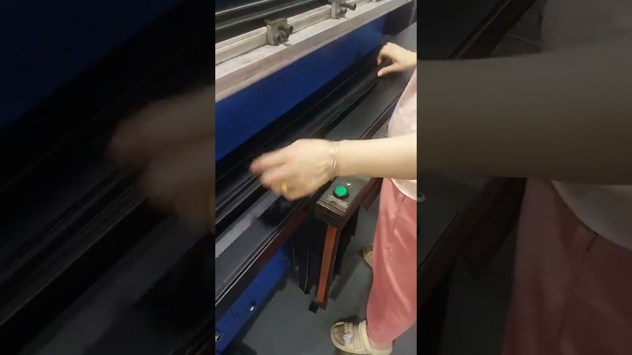 120 tons Honggang hydraulic leather belt embossing machine