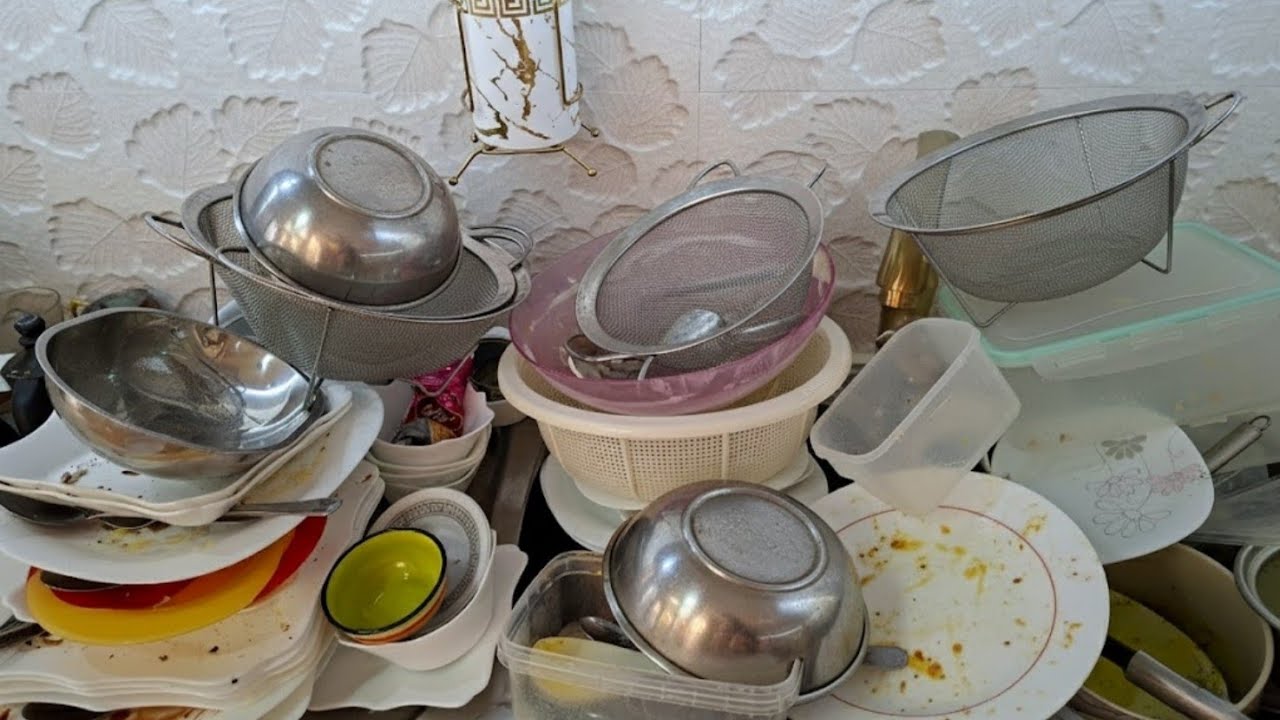 Relaxing ASMR Dishwashing | Water, Bubbles & Scrubbing Sounds