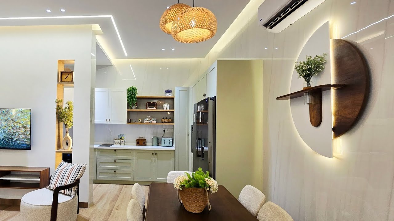 مستحيل احد يتوقع مساحه هذا البيت هي ١٤٠ متر لانه يحتوي على غرفتين في الطابق الأرضي(ماستر)