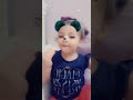لما تكون بتبرطم وماما تعدي تقولك بتقول ايه