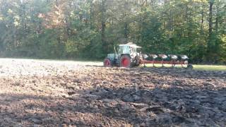 Fendt Favorit 614 LSA mit 5 Scharpflug