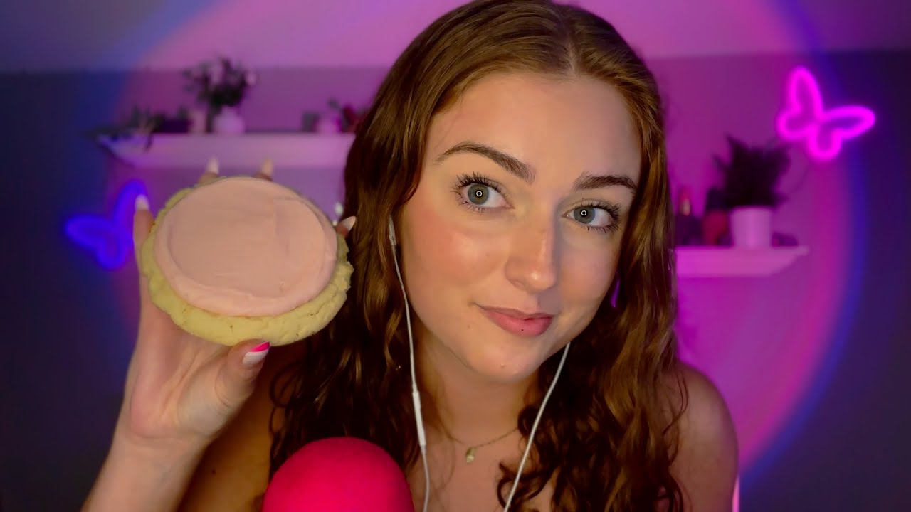 ASMR⎜let's try crumbl cookies 🍪💕⎜binaural mouth sounds & close-up clicky whispers ♡