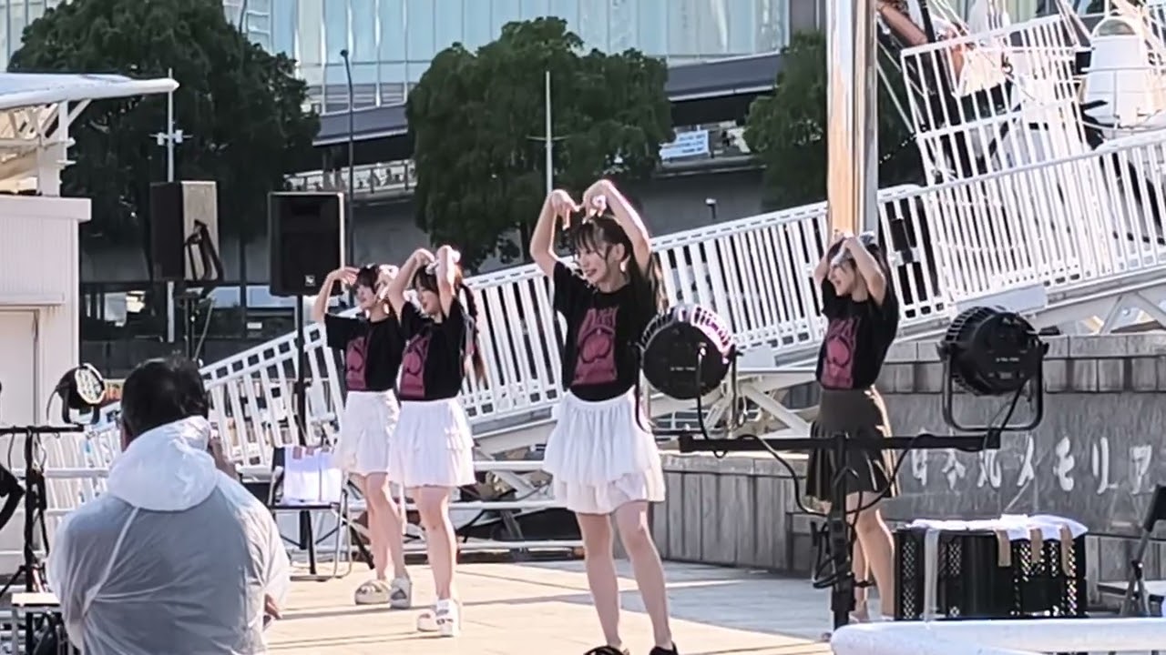 momograci* 20250817 横浜・日本丸メモリアルパーク 〜IDOL Treasure bottle LIVE〜 真夏の横浜アイドルSPLASH祭り