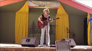 Samantha Fish Acoustic Set  California Worldfest Grass Valley 2018-07-15