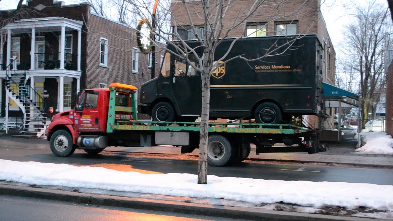 UPS STEP VAN ON INTERNATIONAL FLATBED TRUCK - YouTube