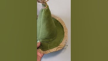 👆🏻‼️What is he hiding under that floppy hat?! #diy #gnome #scarecrow #alicecrafts #giftideas