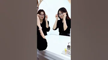 AI Breathes New Charm Into Cat Eye Glasses AICatEyeGlasses NewCharmEyewear AIEnhancedStyle 