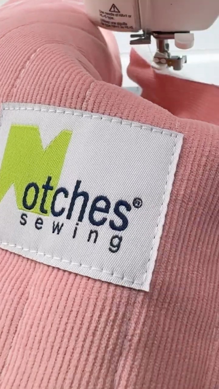 How to Sew a Label on without any Backstitch Showing #sewing