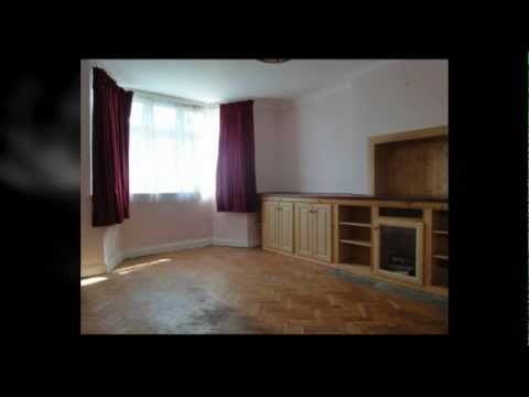 Semi-detached 3 Bed Home with possible Development Potential(S.T.P.P) in Twickenham