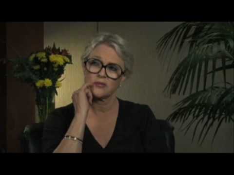 Video: Sharon Gless Net Worth: Wiki, Sposato, Famiglia, Matrimonio, Stipendio, Fratelli