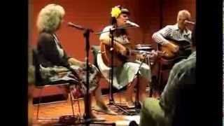 Tami Neilson and The Neilson Family  "Cry Over You" chords