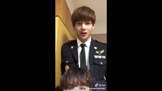Bts bikin ekspresi imut