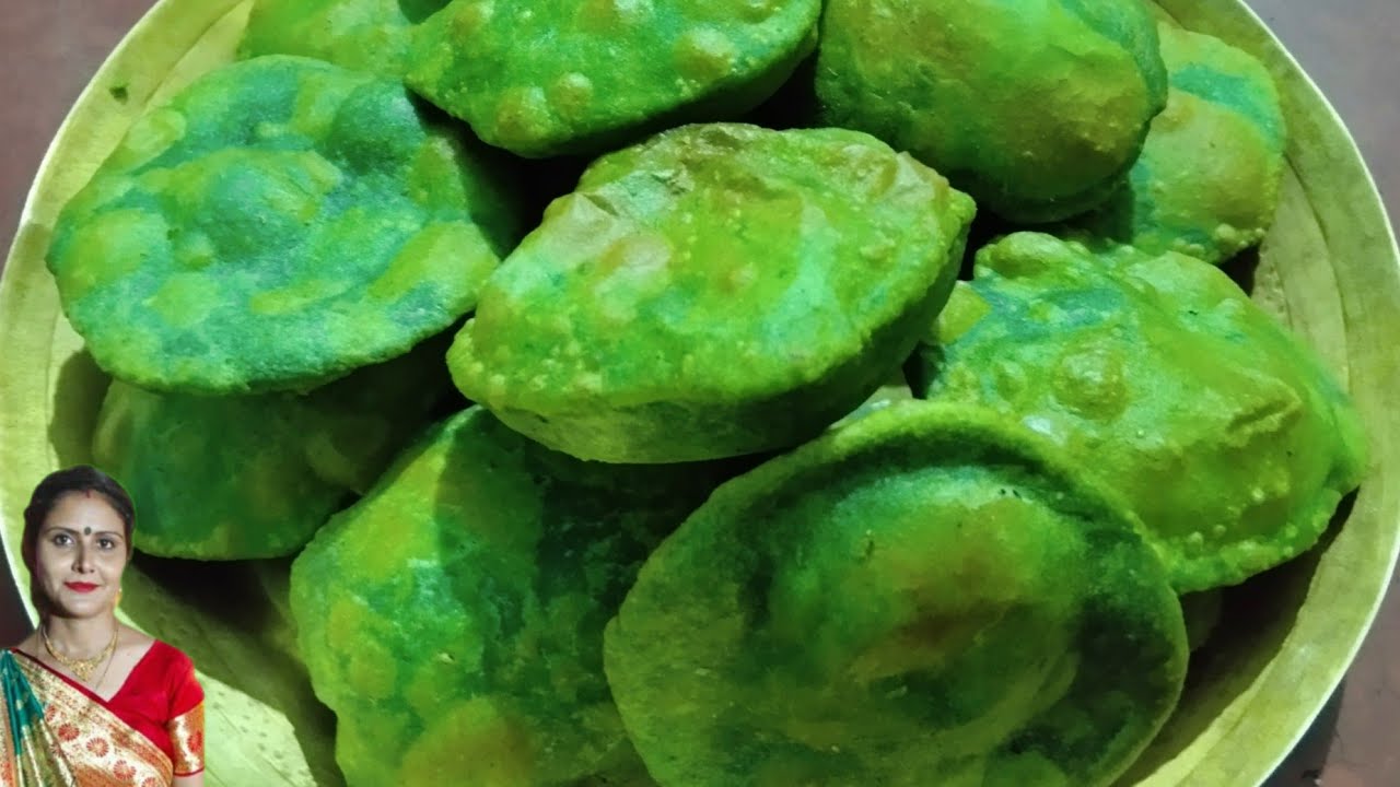 শীতের পালংশাক দিয়ে একবার বানিয়ে খেয়ে দেখুন এই পালক পুরি -খেলে মন ভরে যাবে | Palok puri recipe |