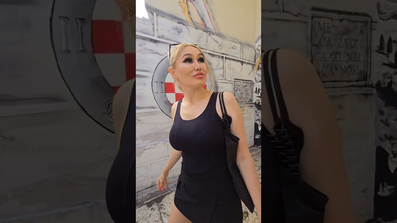 4k Granate Travelling touristic sightseeing historic city centre 