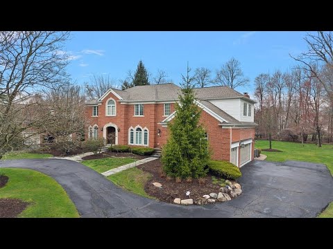 945 Wellsley Court, Bloomfield Hills, MI home video tour