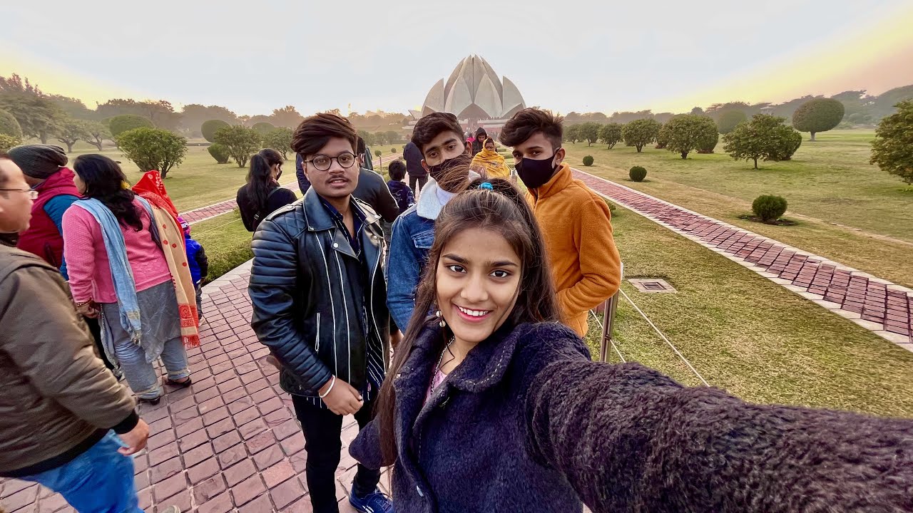 Lotus temple😍 | मैंने वीडियो नहीं बना पायी | हम प्रार्थना में शामिल हुए।