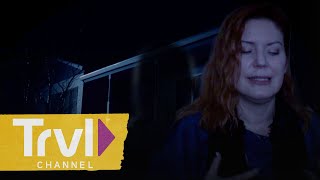 Amy Senses Evil Snake-Like Entity Terrorizing Family | The Dead Files | Travel Channel