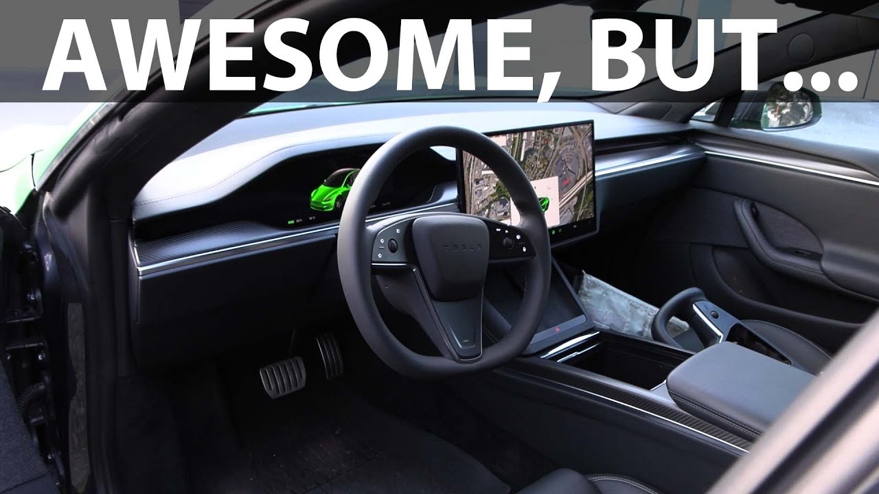 Tesla Model S Plaid round steering wheel upgrade - YouTube