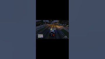 Reckless driver almost hits LSPD Officer at intersection!  #gta #lspd #police #funny