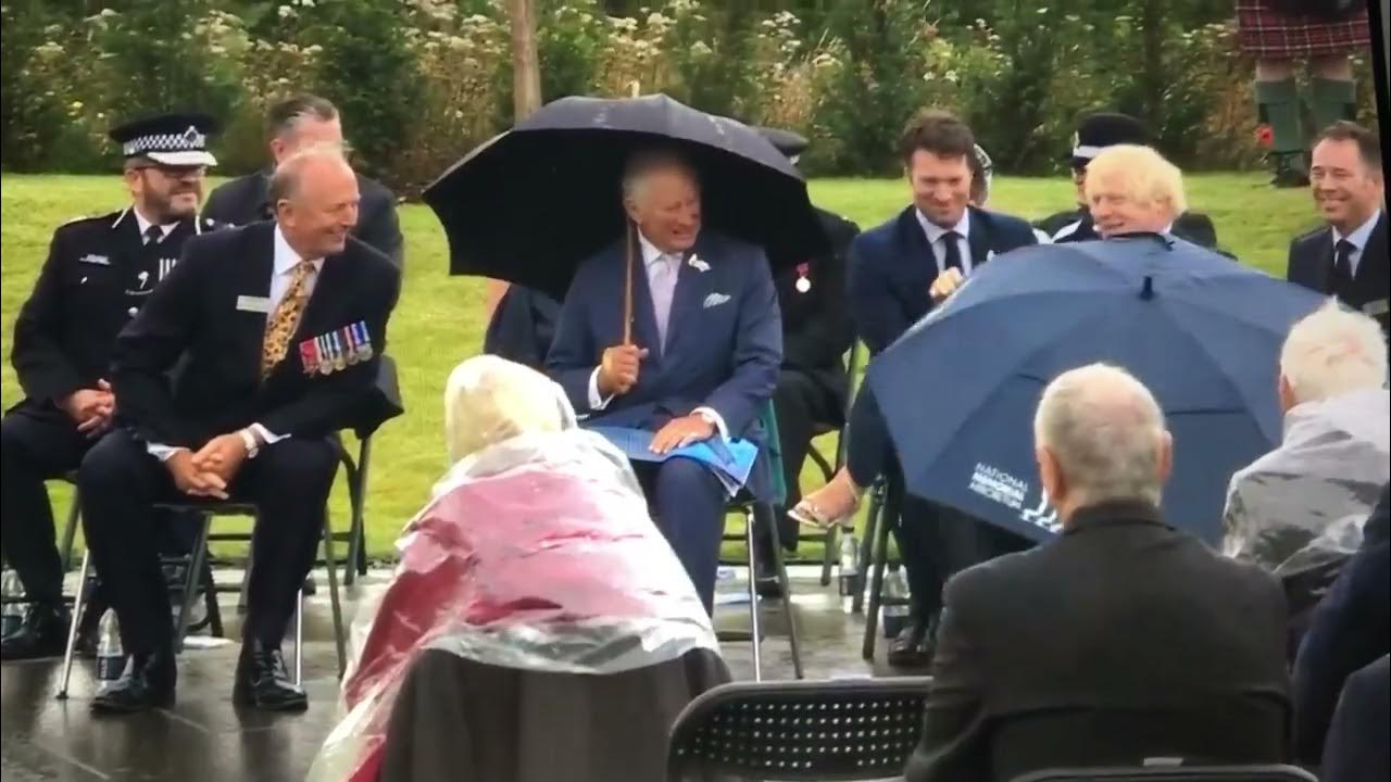 Boris Johnson struggles with umbrella ☂ YouTube