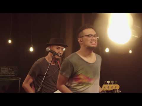 Download lagu Nice Friday - Capstone (Basement Live Session) Nice Friday - Capstone (Basement Live Session)