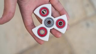LOS MEJORES TRUCOS CON SPINNERS | ULTIMATE Fidget Spinner Tricks & Trick Shots! LOS MEJORES TRUCOS CON SPINNERS | ULTIMATE Fidget Spinner Tricks & Trick Shots!