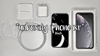 unboxing + setting up the iPhone XR in 2021!