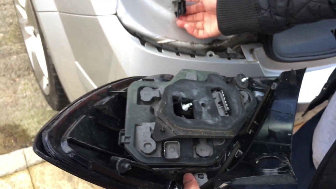 Changing Astra H Rear Cluster Lights