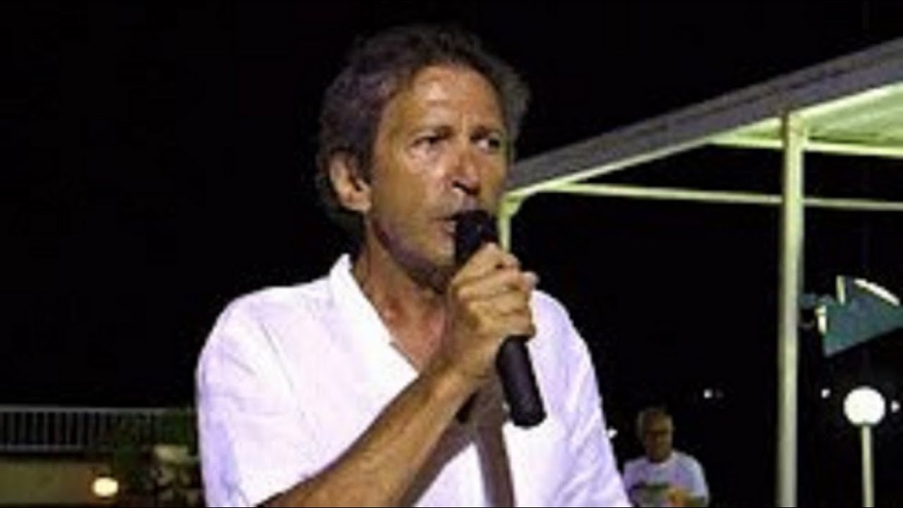 Brucoli village(Sicile)----prestation sur scène