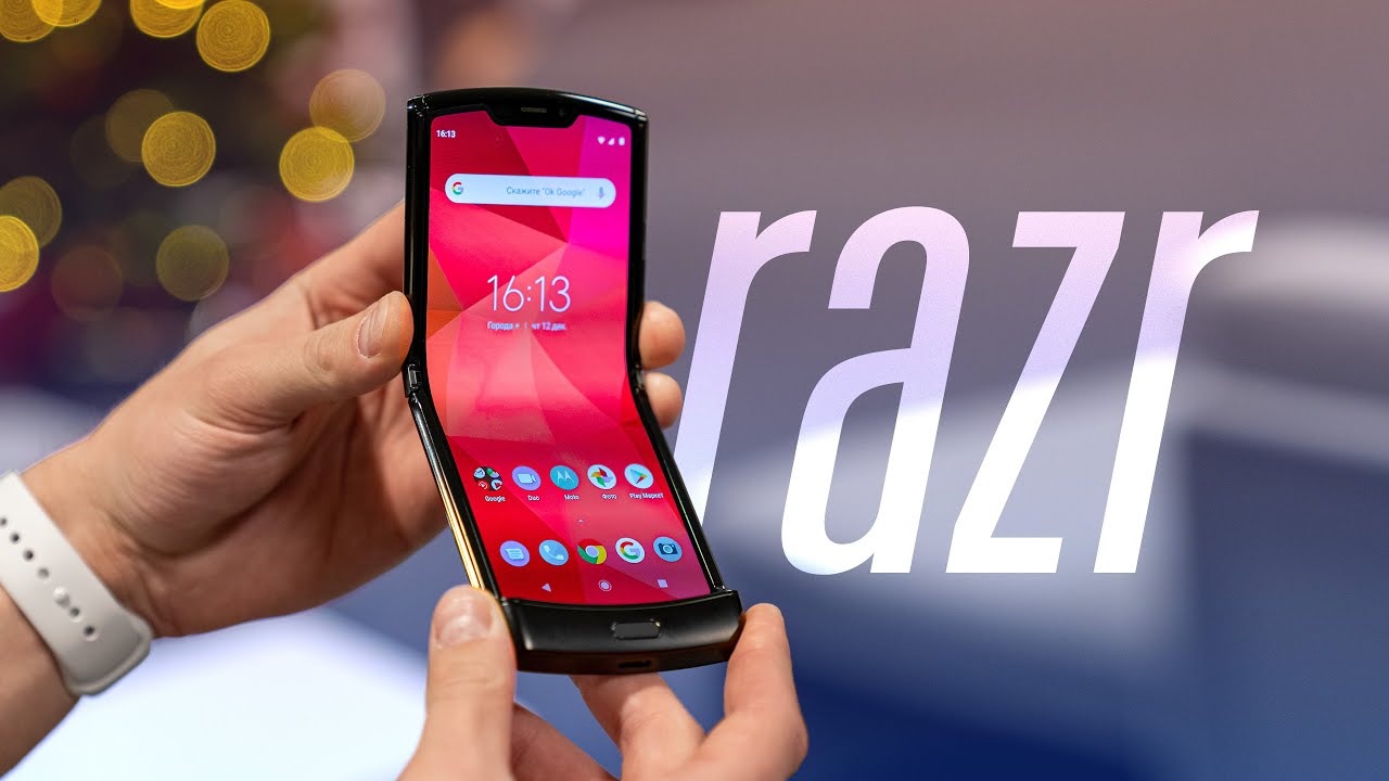 Что думают блогеры о новом складном Motorola Razr? Самое интересное из обзоров в Сети. Фото.