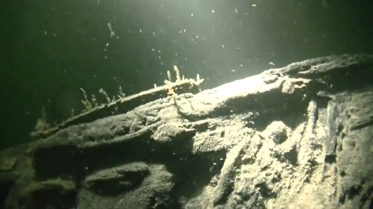 German U Boat U 1105 Panther Dive In Remarkably Clear Water Youtube