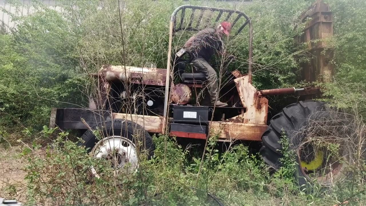 Will it Start? 50 YEAR OLD Lift Needed TODAY !!!