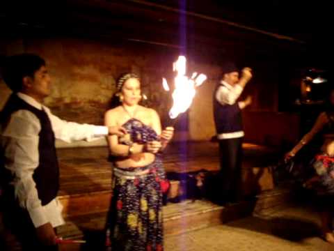 Onwijs Zigeuners party roma feest zigeuner feest - YouTube ZM-08