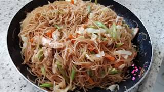 How to cook Filipino Pancit Recipe (Rice Noodles)