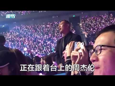20191025190928问 是谁能让演唱会保安动情跟唱？ 答 周杰伦演唱会