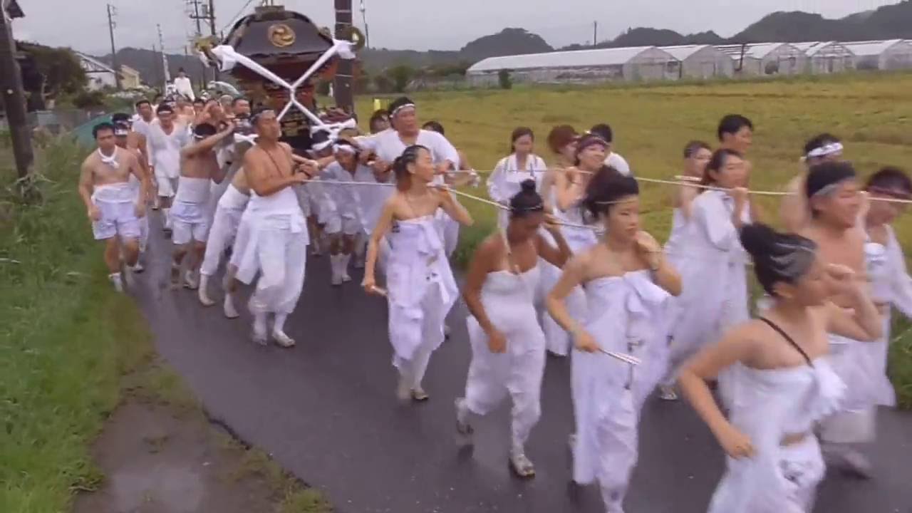 女性 裸 祭り