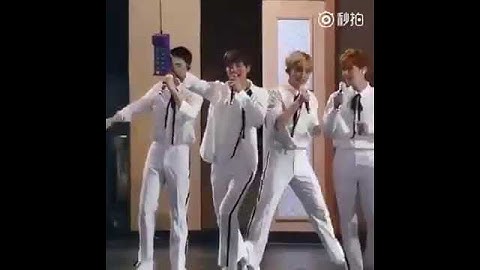 [FANCAM] Xiumin - Unfair {161004 EXO PLANET #3 - The EXO