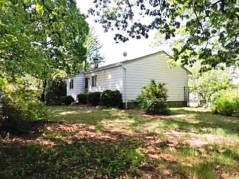 701 Connetquot Ave, Islip Terrace, NY home video tour