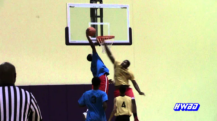 Briggs Guard Rodney Willis Has RIDICULOUS BOUNCE!!...