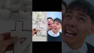 Mi Amigo Y Yo Yendo A La Escuela