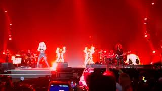 Shakira -Loca Rabiosa Tour Dorado