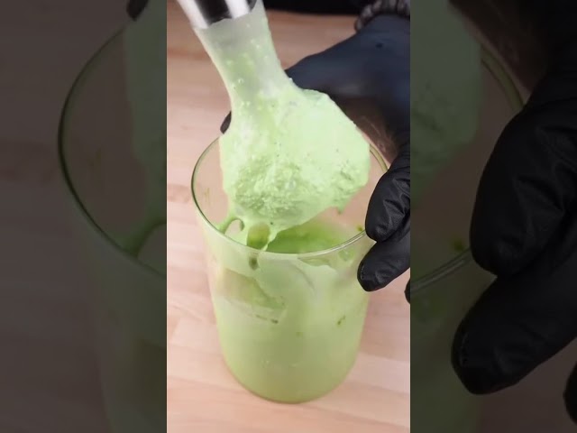 #FoodASMR #UsaFoodie #asmreating #drink #asmr #Shorts #crunchiasmr_1