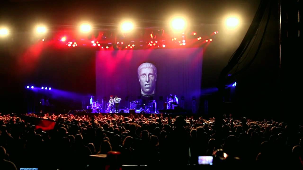 Guarda WhoMadeWho - Satisfaction (live from Roskilde Festival 2011) su YouTube Guarda WhoMadeWho - Satisfaction (live from Roskilde Festival 2011) su YouTube