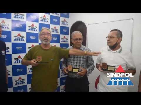 Sindpol dá continuidade às entregas dos troféus aos PCs aposentado