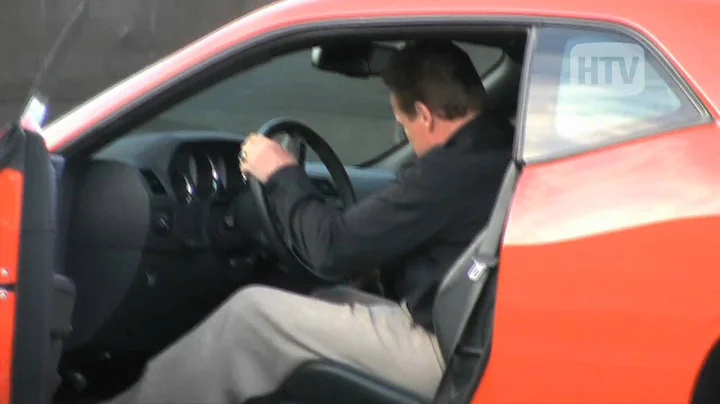 Dodge Challenger Coupe SRT8: Arnold Schwarzenegger...
