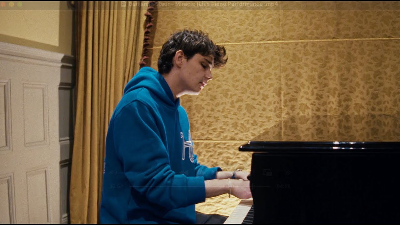 Benjamin Steer - Miracle (Live Piano Performance)