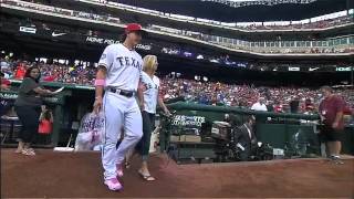 2012/05/13 Rangers honor their mothers